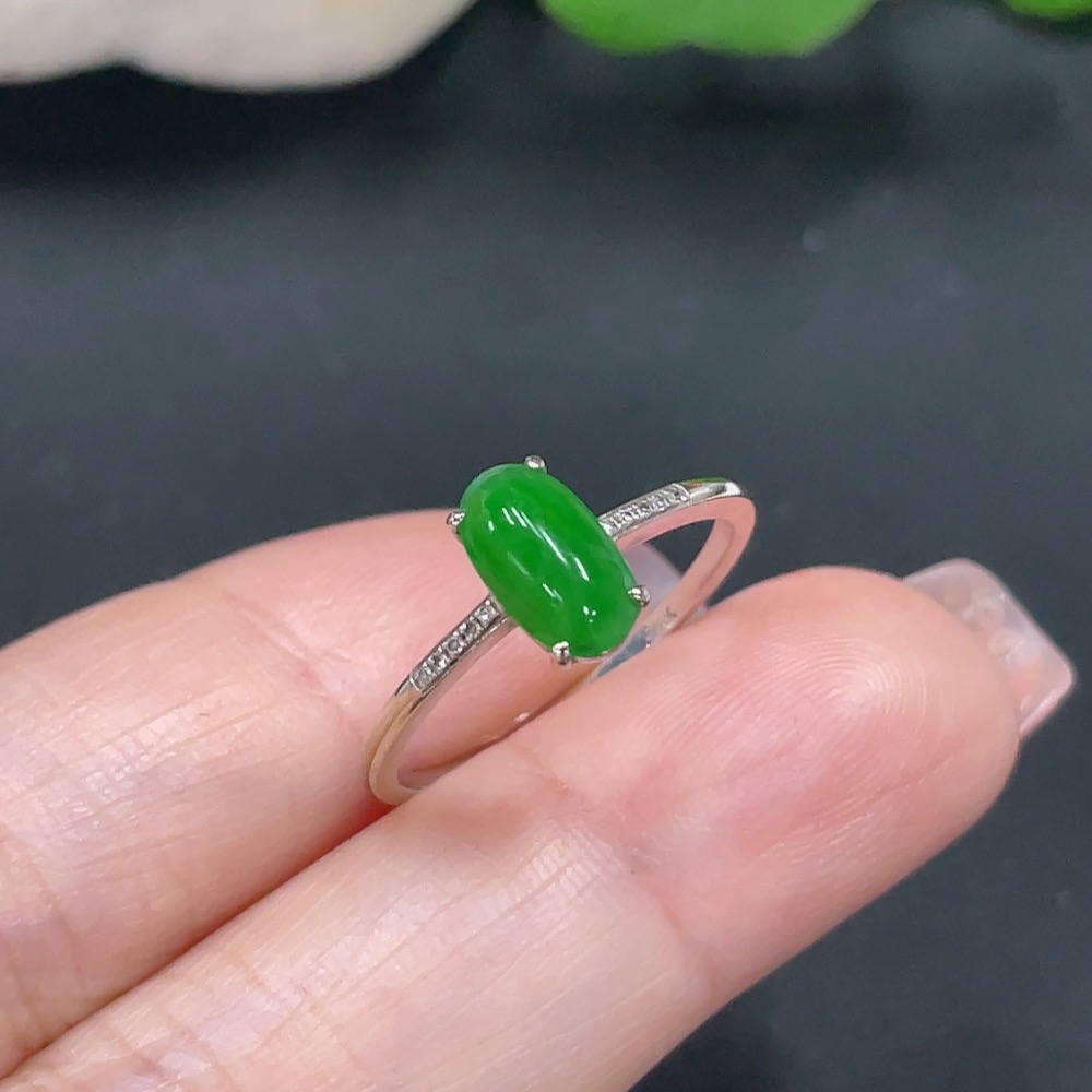 F26994334 Jadeite Inlaid Ring Size 15 18K Gold Total Weight Approx. 1.9g