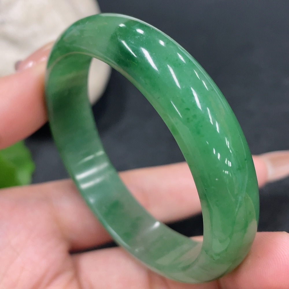 H32705161 African Emerald (Dulong Jade)