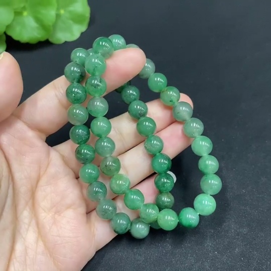 H34986024 African Emerald (Dulong Jade)