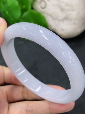 F44283533 翡翠正圈手镯 货品总重约53.7g 60圈口