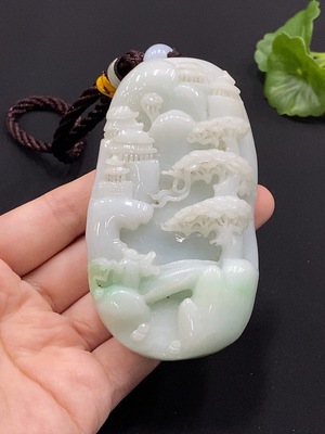 F35090995 Jadeite landscape hand piece Total weight approx. 204.89g With non-A matching beads