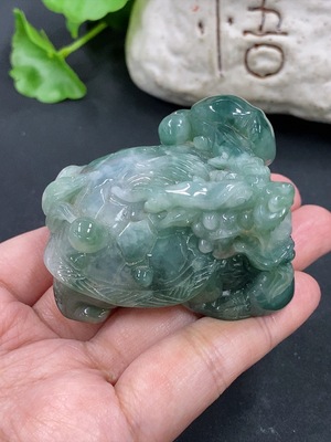 F43177962 翡翠龙龟摆件 货品总重约128.2g