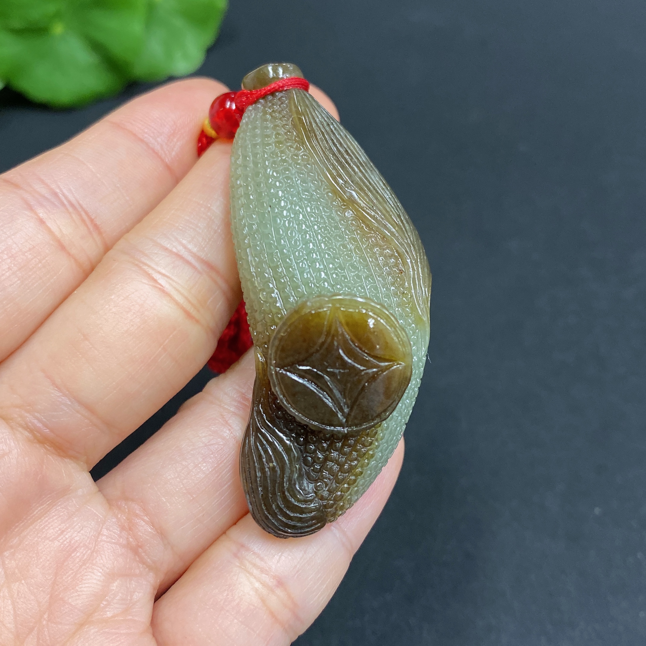 H31602515 Hetian Jade Pendant Corn