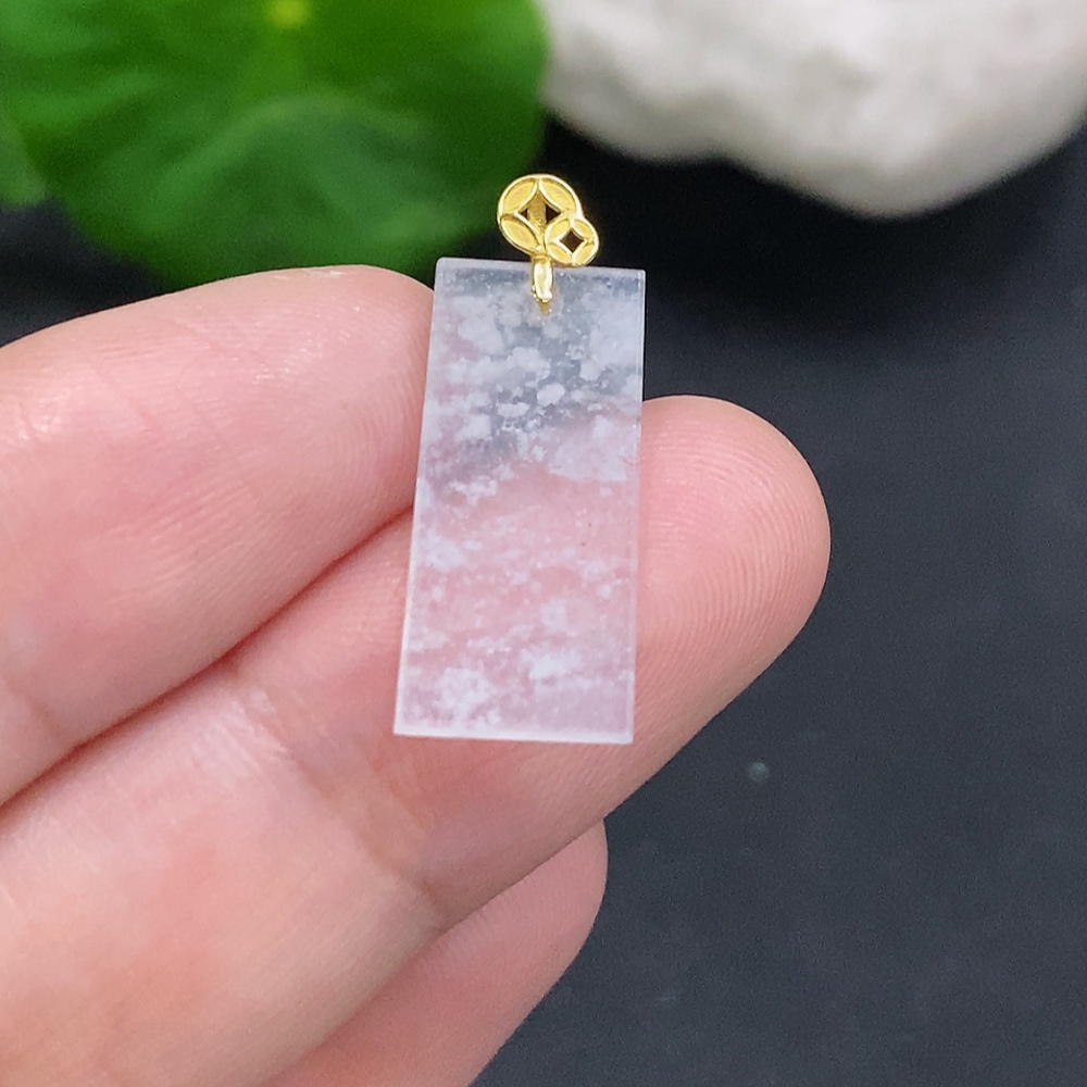 F34001212 Jadeite Plain Pendant (No imprint, surface gold content Au75%) total weight approx. 0.9g