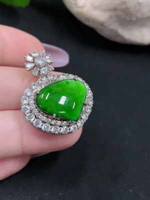 F35128603 Jadeite Inlaid Pendant Non-Gold Inlaid Total Weight Approx. 7.02g