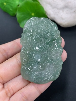 F41906658 翡翠挂件龙牌 货品总约重18.72g