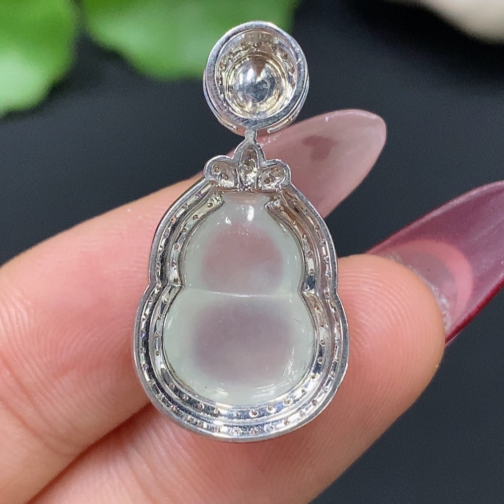 F25885570 Jadeite Inlaid with 18k Gold, Total Weight Approx. 3.38g