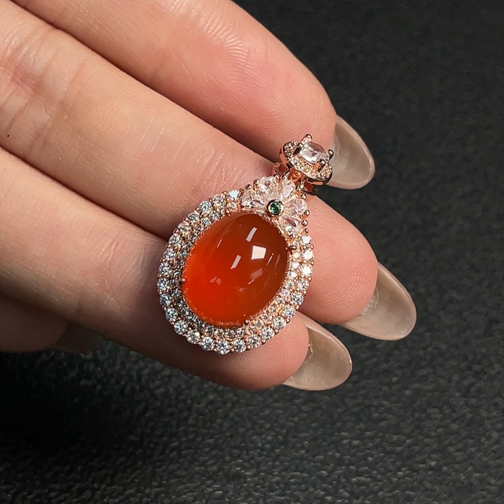 C31576837 South Red Agate Inlaid Pendant  Non-Gold Inlaid  Total Weight Approx. 4.72g
