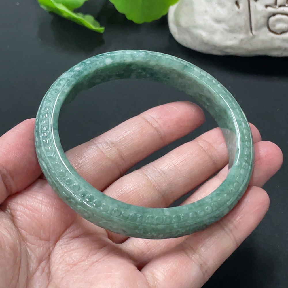 F33935013 Jadeite Round Bangle, Total Weight Approx. 49.5g, Size 60.3