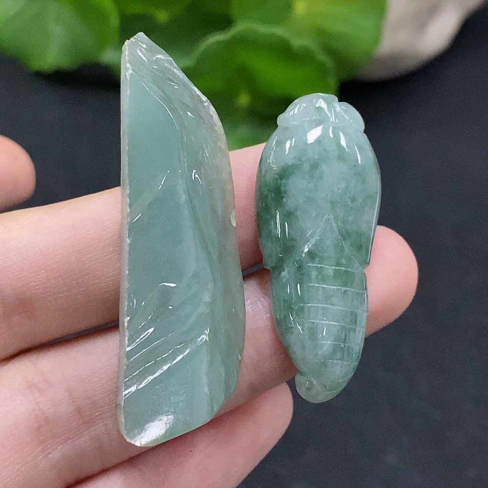 F33946855 Jadeite Pendant