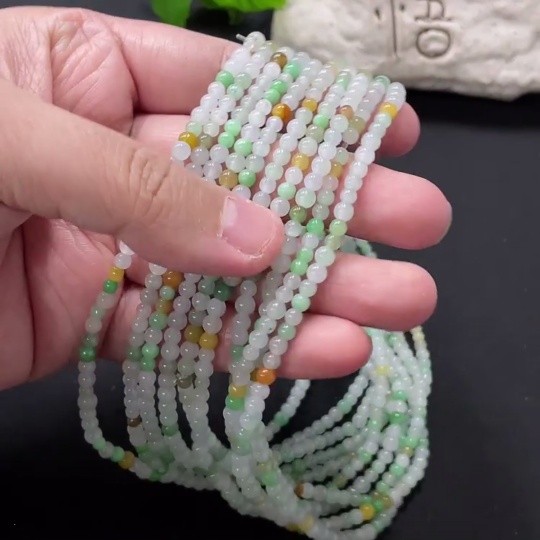 F35080967 Jadeite Bead Necklace approx. 3.7mm