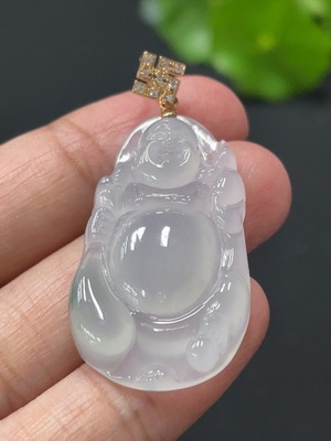 F30557813 Jadeite Maitreya Pendant with 18K Gold Clasp, Total Weight Approx. 5.66g