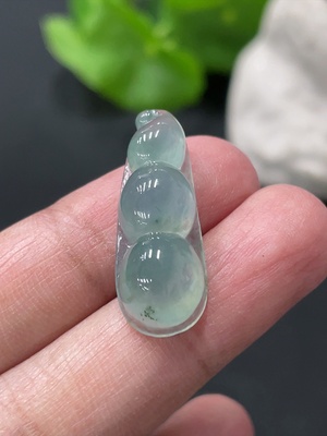 F34019547 Jadeite Fu Dou Pendant Total Weight About 3.2g