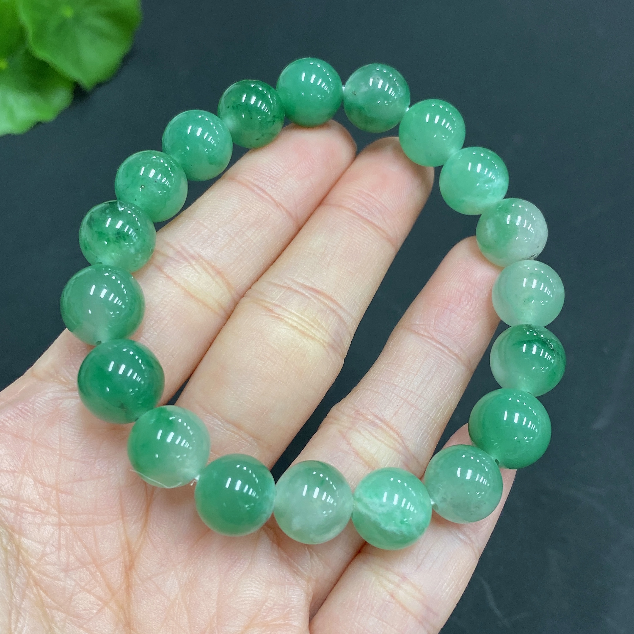 H22526742 Dulong Jade Bead Bracelet 10.4mm Approx. Total Weight 26.1g Approx.