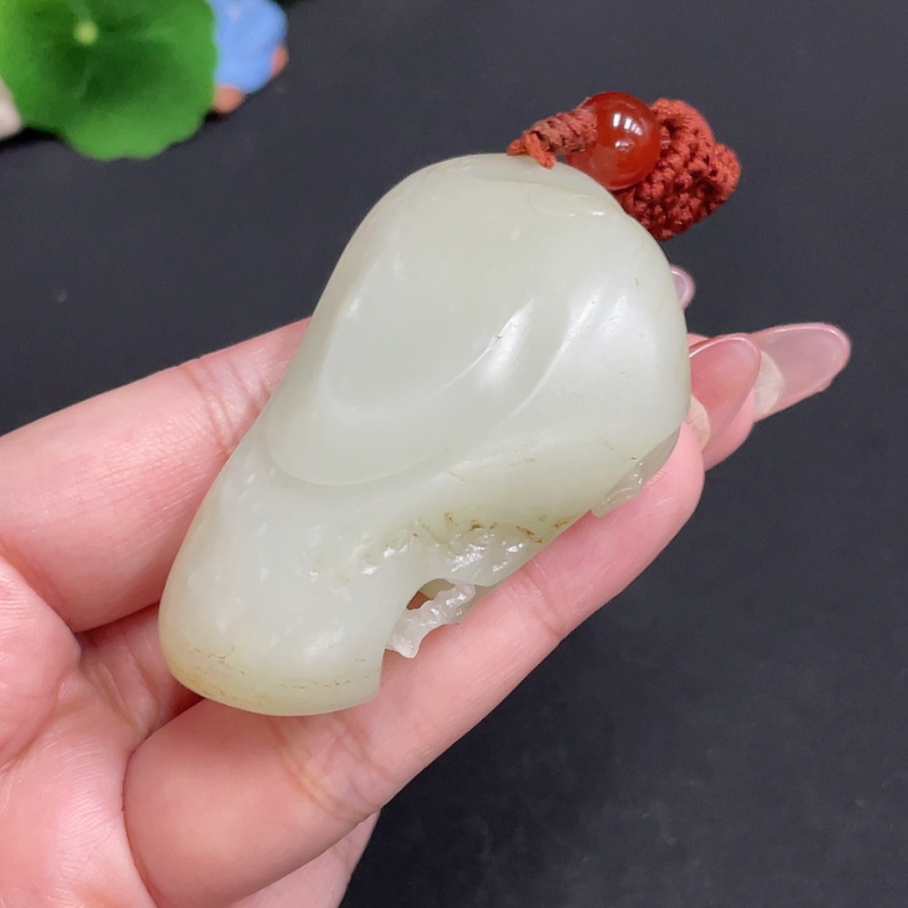H27062330 Hetian Jade Pendant - Bodhidharma