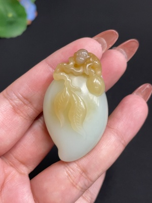 H34074153 Hetian Jade Pendant - Auspicious Monkey Offering, Total Weight Approx. 33.9g