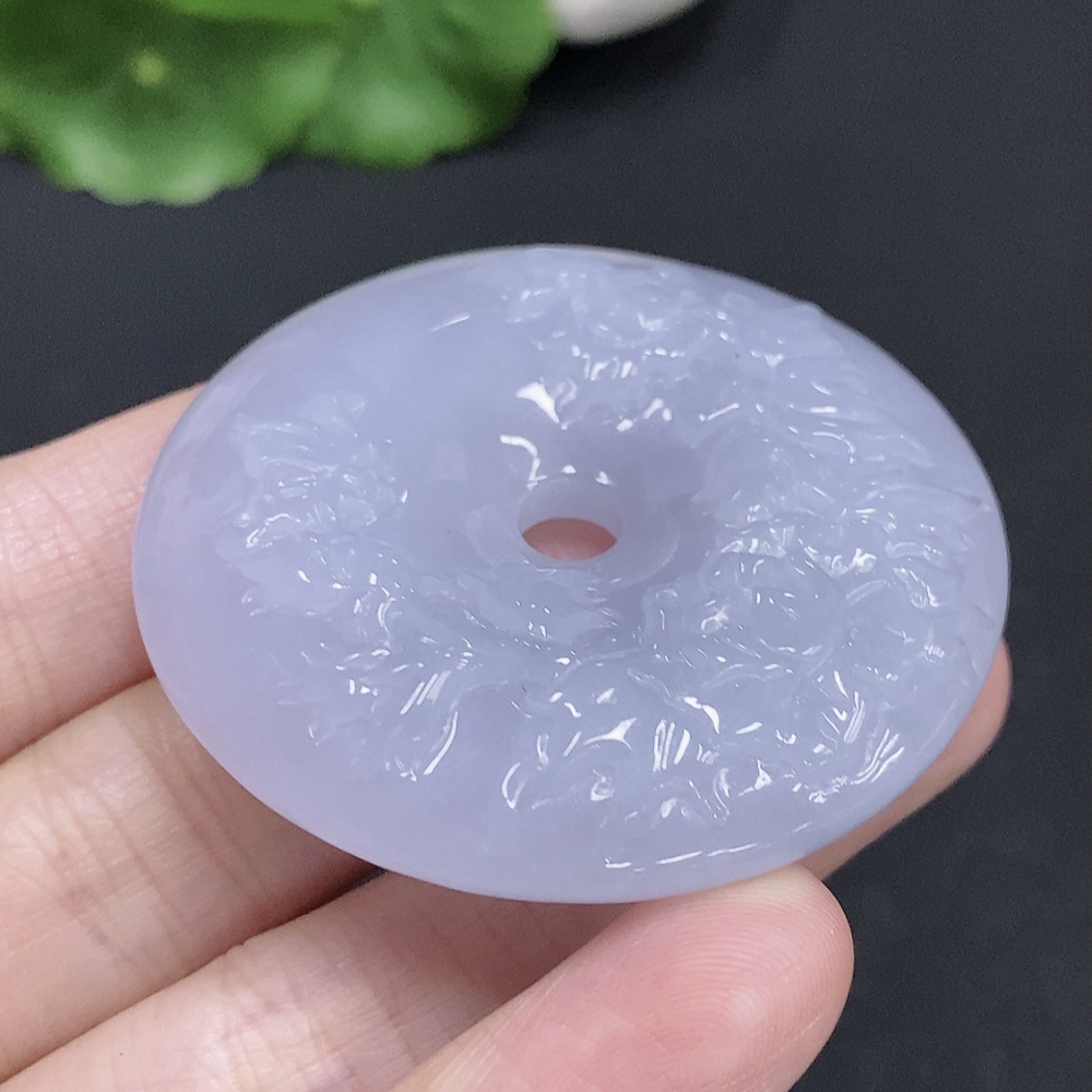 F32757854 Jadeite Peace Knot, Total Weight Approximately 47g