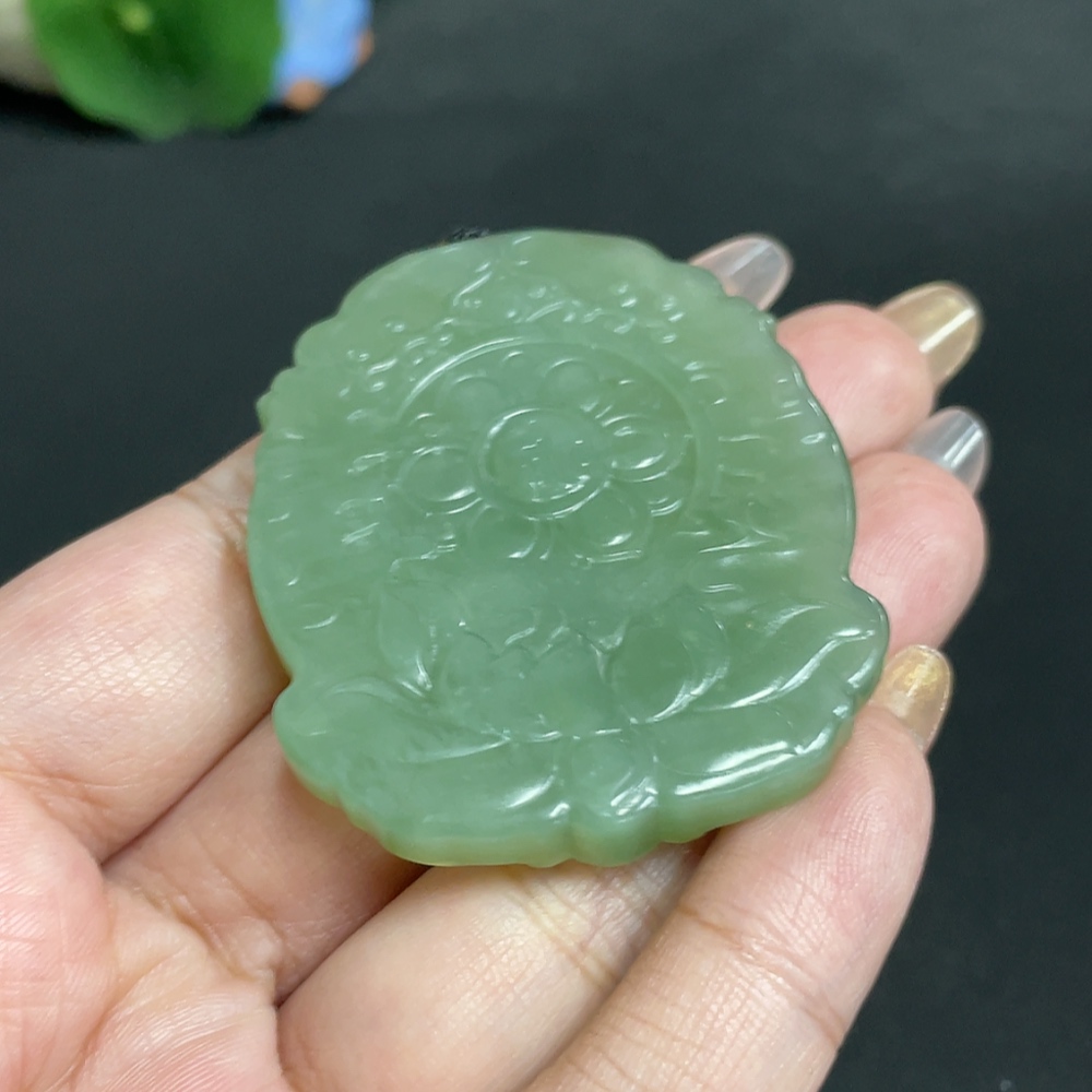 H32736601 Hetian Jade Pendant Guanyin Total Weight (including rope) 34.9g