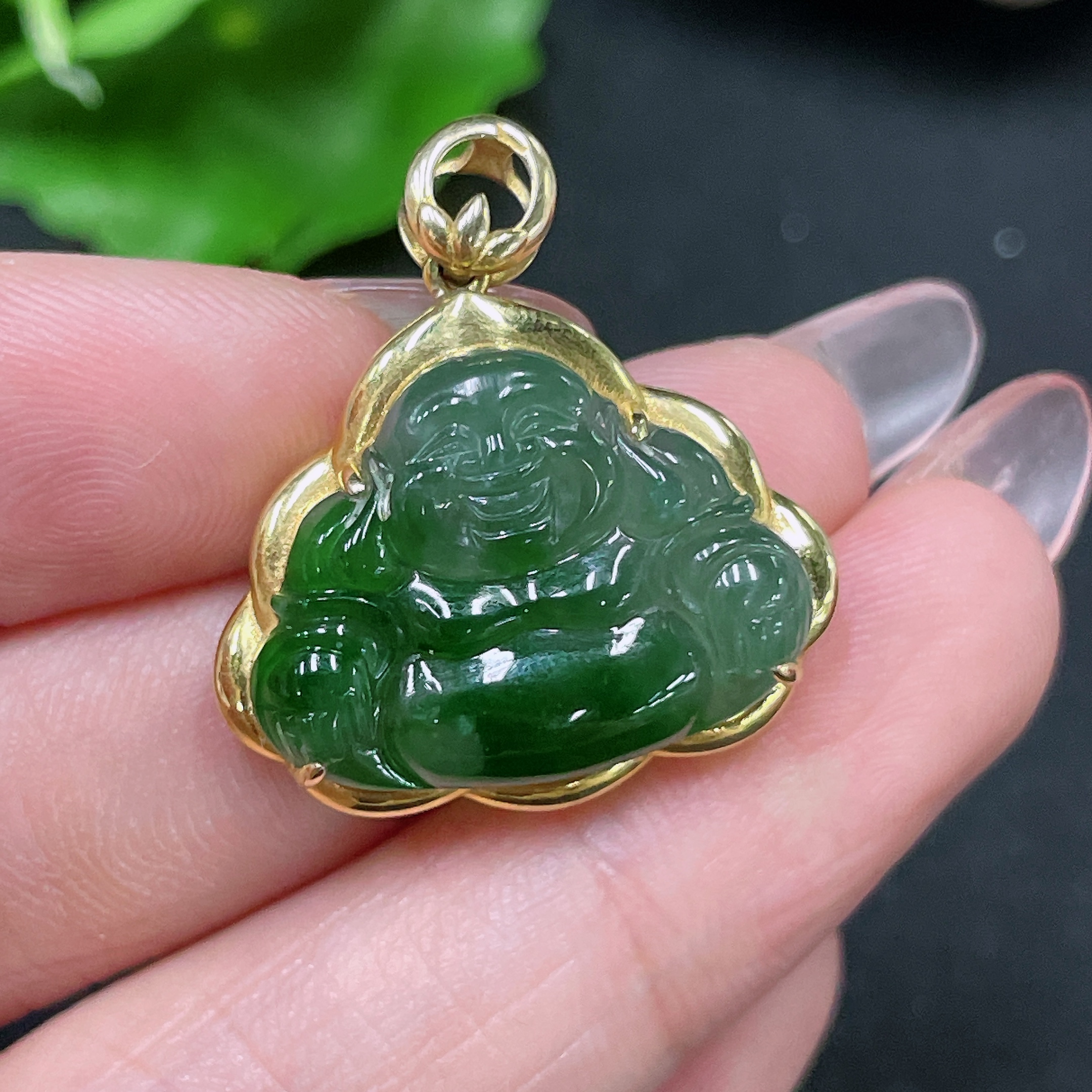 F34021574 Jadeite Buddha Inlaid with 18K Gold, Total Weight Approx. 3.32g