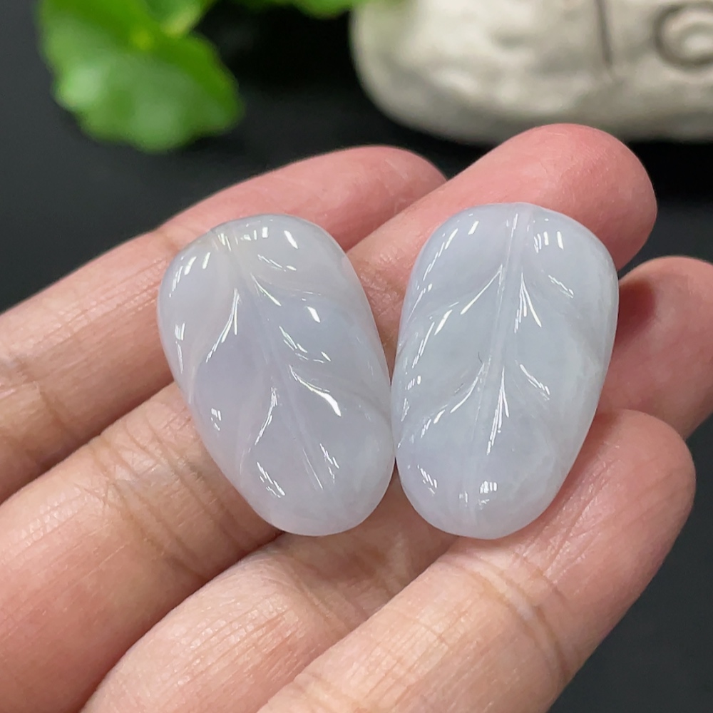 F34018058 Jadeite Pendant Sell as a Lot