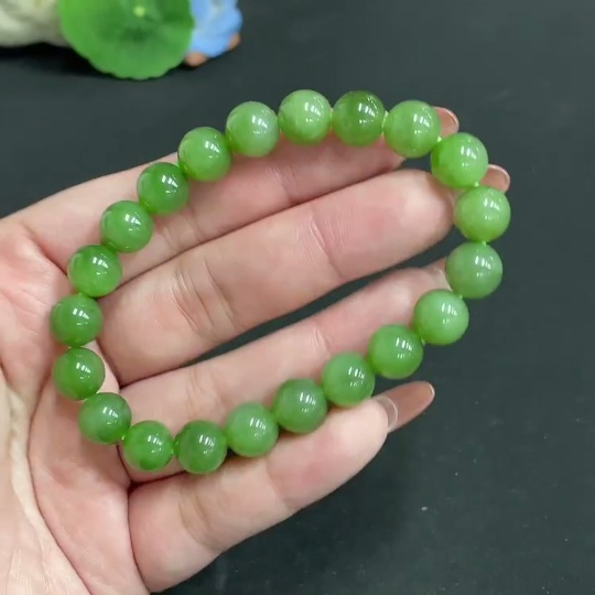 H35118190 Hetian Jade Jasper Bracelet, Approx. 9.2 mm, Total Weight Approx. 28.3g