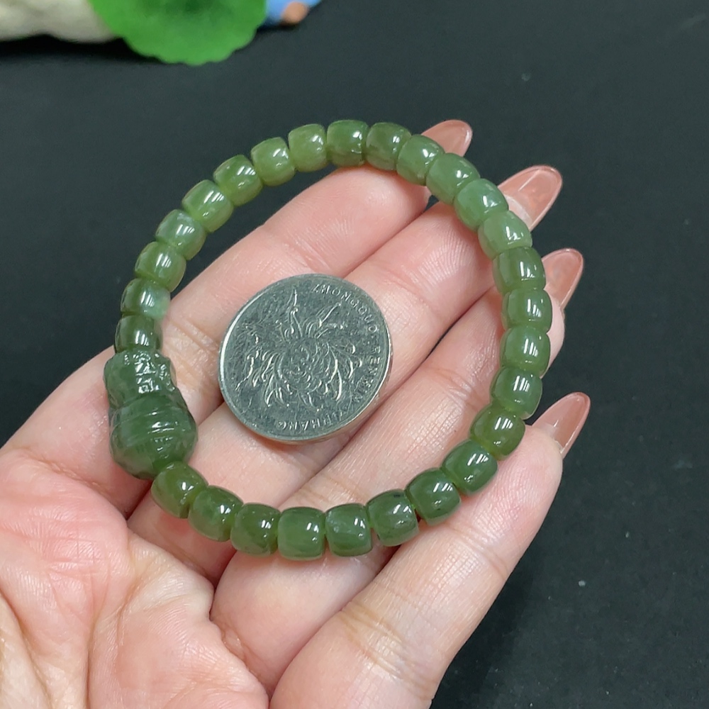 H35101472 Hetian Jade Bracelet, Approx. 6.8 mm, Total Weight Approx. 18.4g