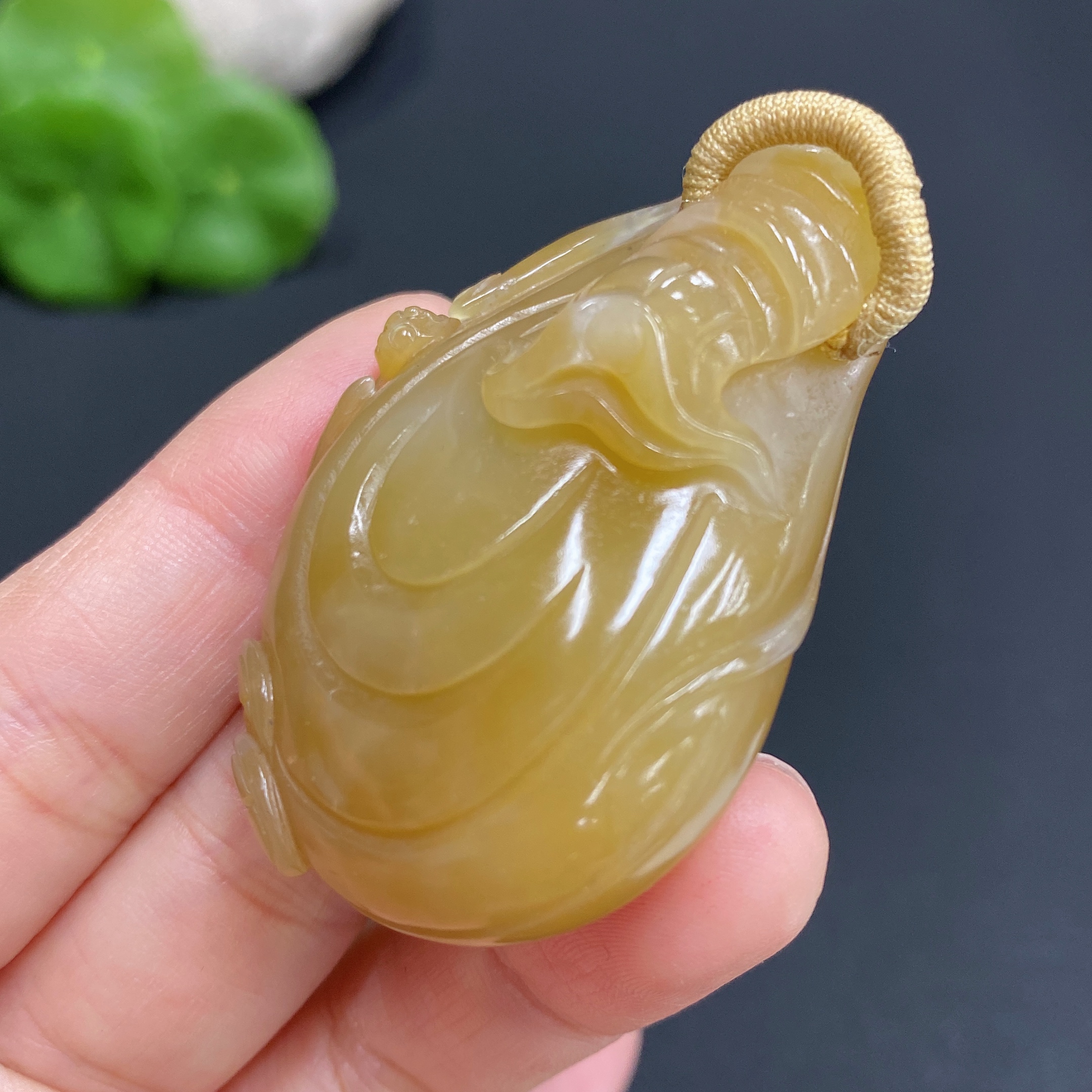 H27126916 Hetian Jade Pendant    Lucky Bag   Total Weight: Approx. 36.6g