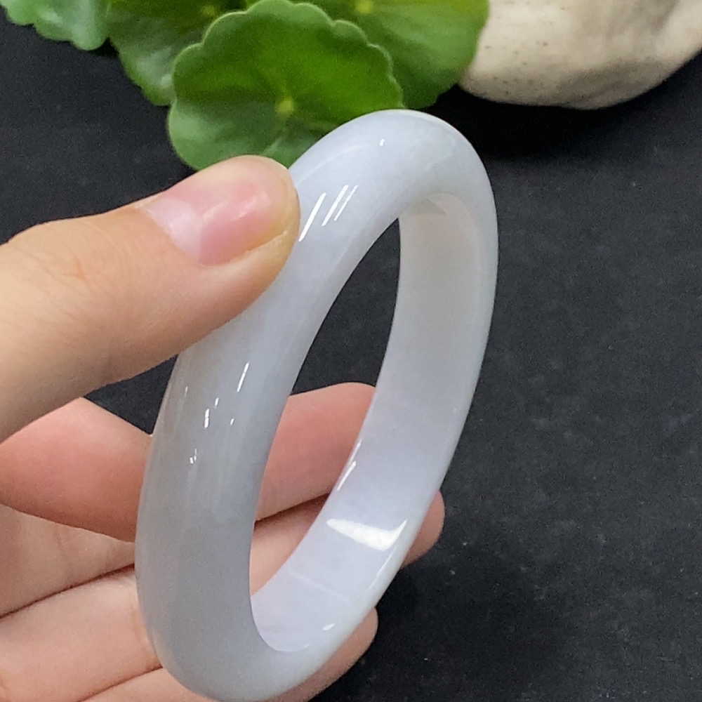 F34056423 Jadeite Round Bangle Size 56.6 Total Weight Approx. 59.76g