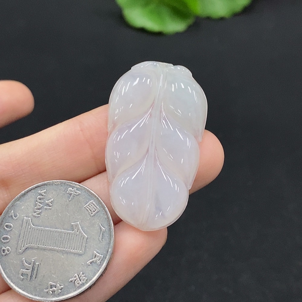 F33927697 Jadeite Leaf Pendant Total Weight Approx. 5.83g