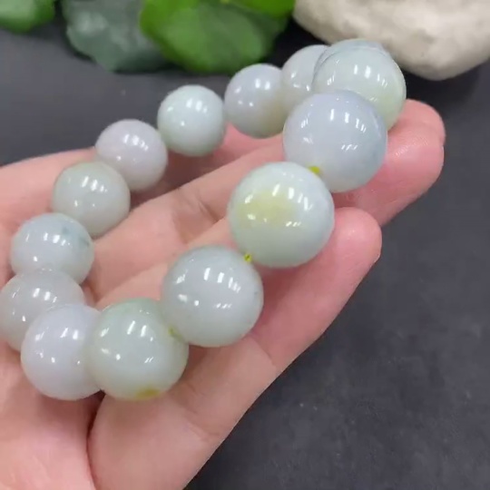 F15578753 Jadeite Beaded Necklace Approx.13.5mm Total Weight 64.069g