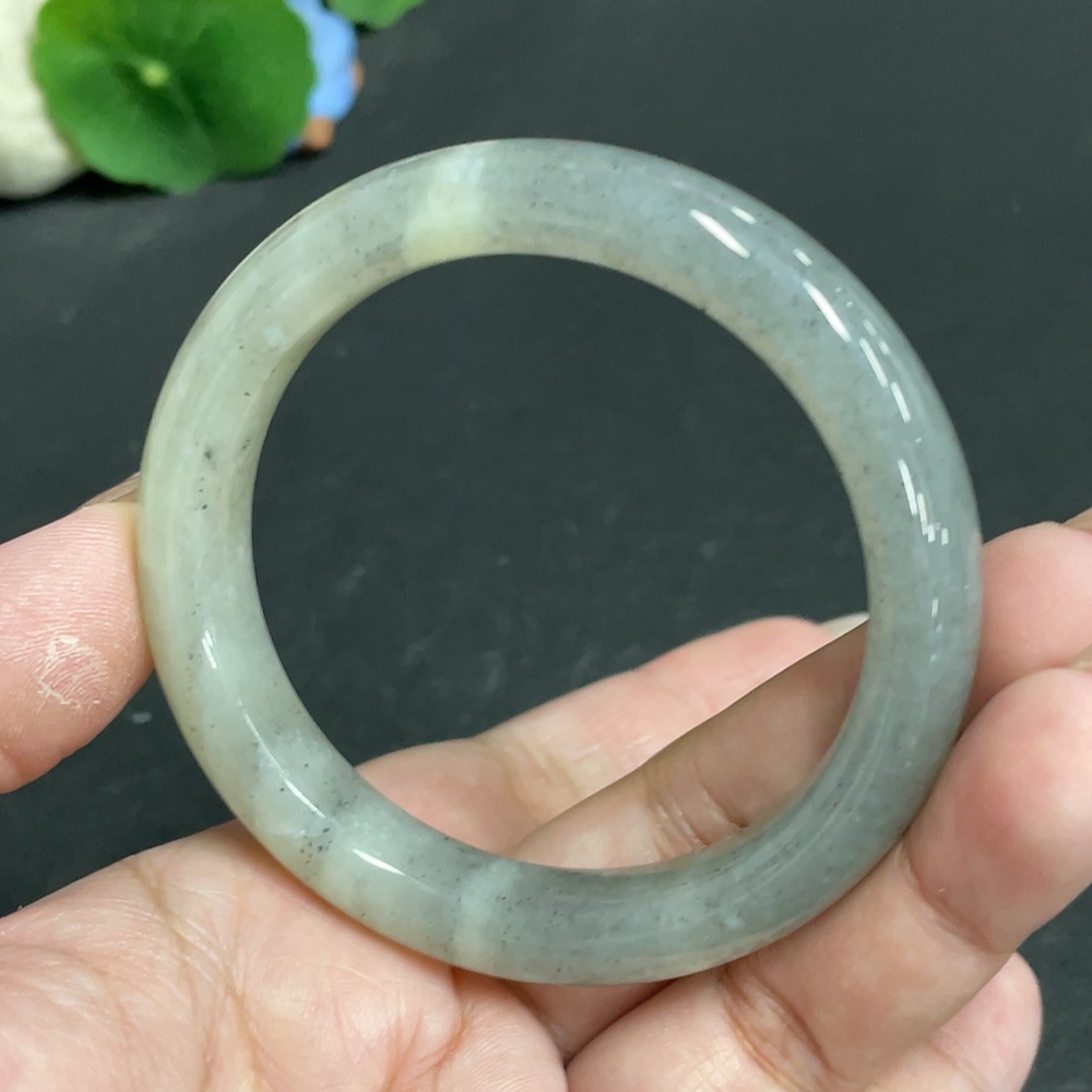 H30487182 Hetian Jade Round Bracelet Size 54.1 Total Weight Approx. 47.6g