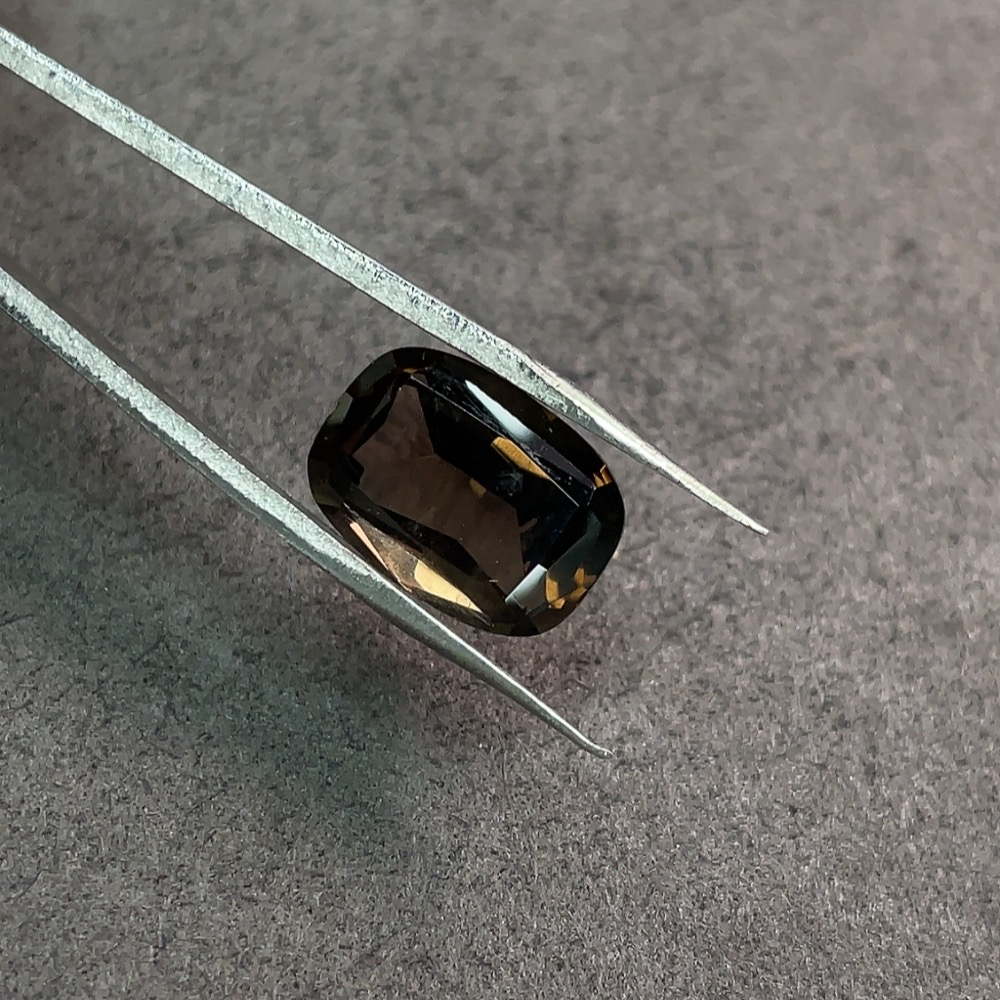 C34006802 Crystal Rough Stone Total Weight Approx. 6.61 Carats