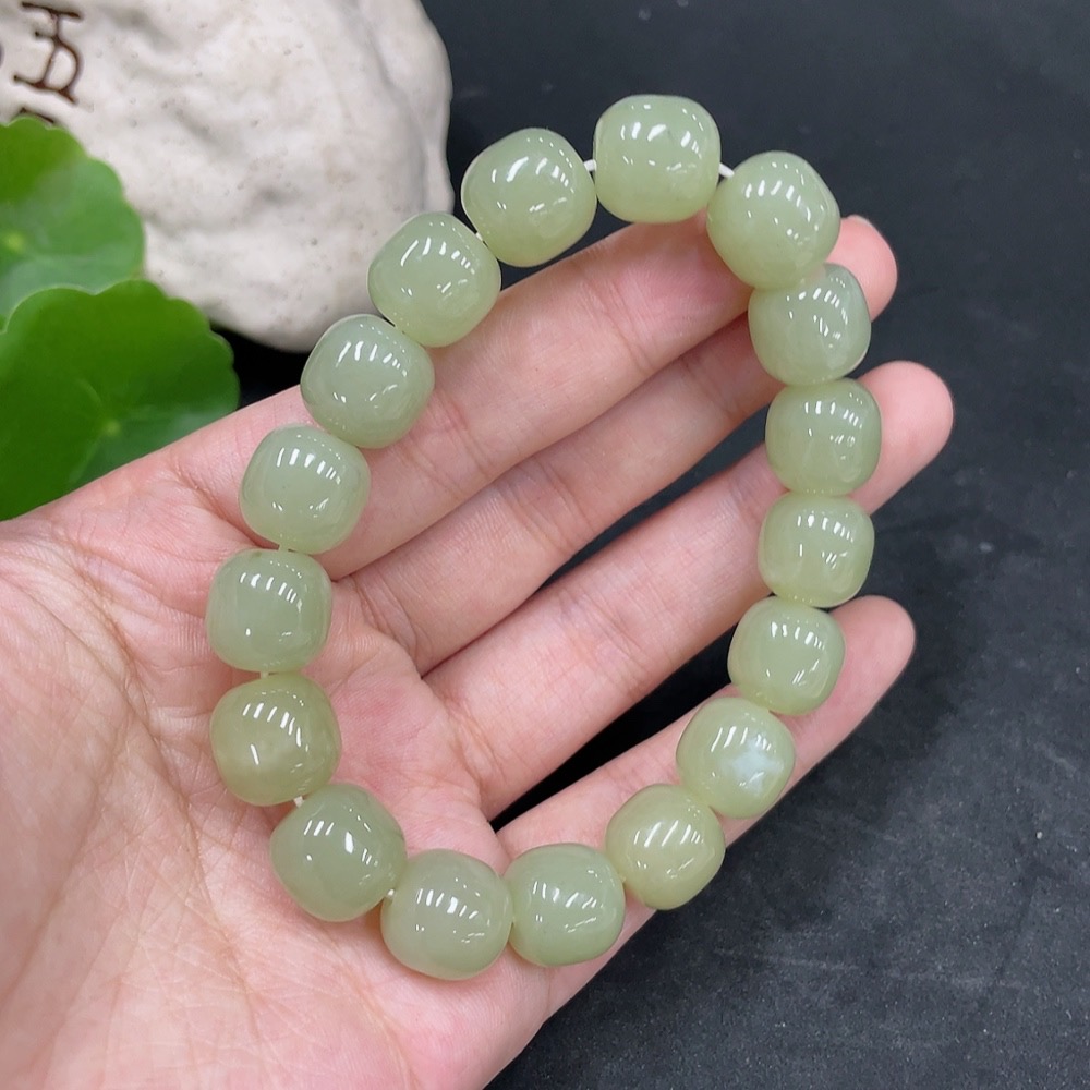 H30561660 Hetian Jade Bracelet, Approx. 11.5mm, Total Weight Approx. 51.2g