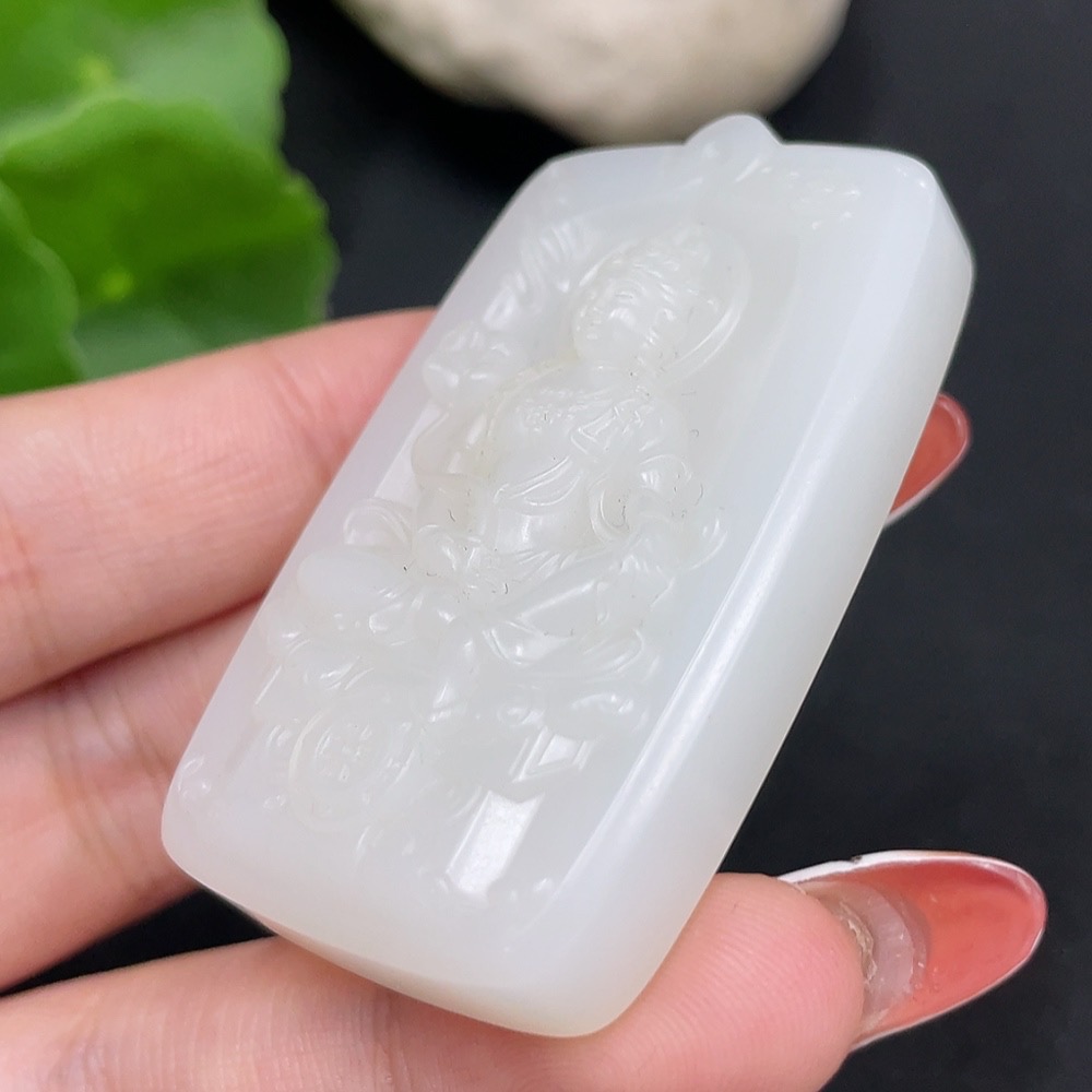 H34017432 Hetian Jade Pendant Guanyin Total Weight About 42g