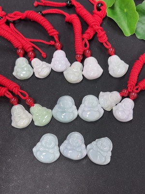 F46545580 翡翠挂件一手走