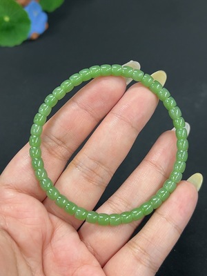 H41947177 和田玉碧玉手串 卡4.7mm左右 货品总重约9.2g