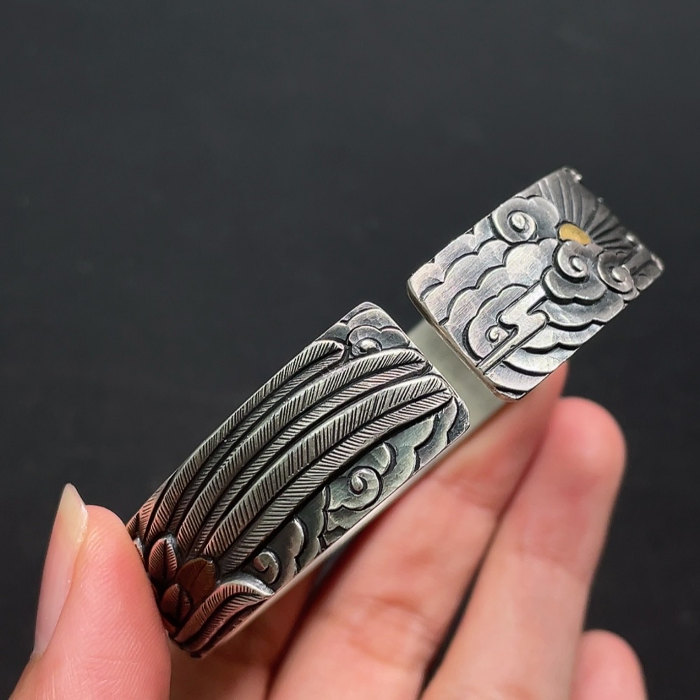 W32715825 Eagle Spreading Wings Pattern Silver Bangle Miscellaneous