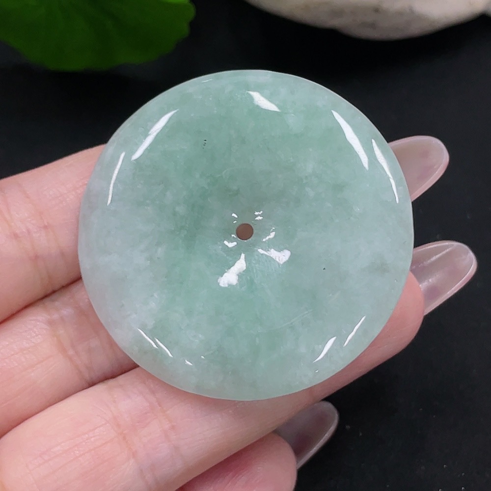 F34067974 Jadeite Safety Buckle Pendant, Total Weight Approximately 21.4g