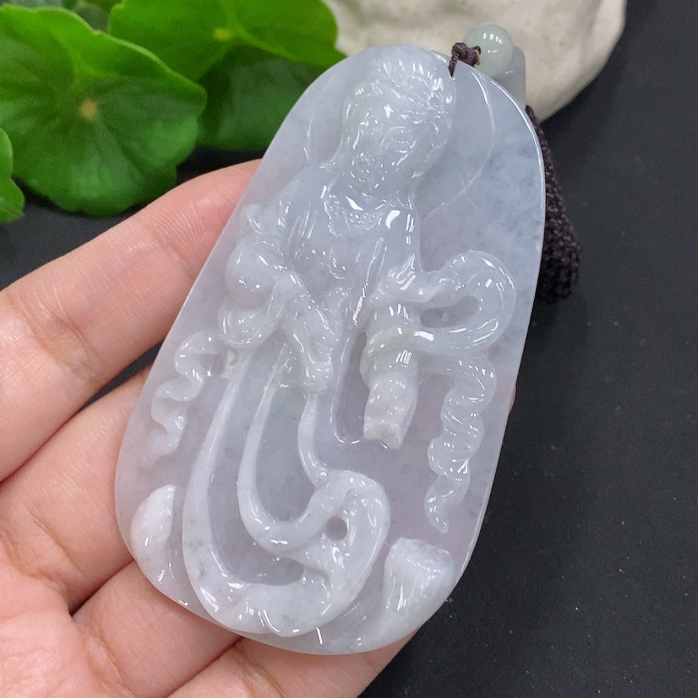 F35106587 Jadeite Guanyin pendant, total weight approximately 56g (including rope weight), matching beads not jadeite