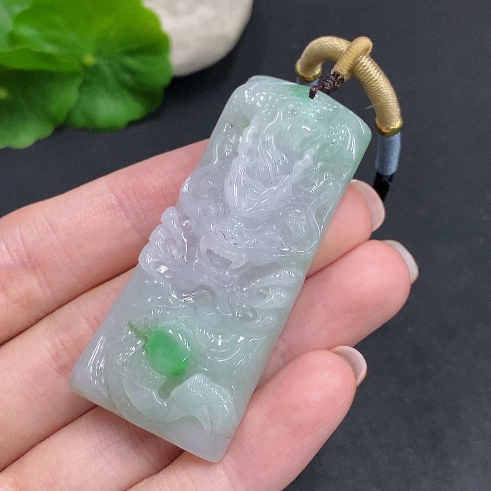 F34060633 Jadeite Soaring Dragon Pendant