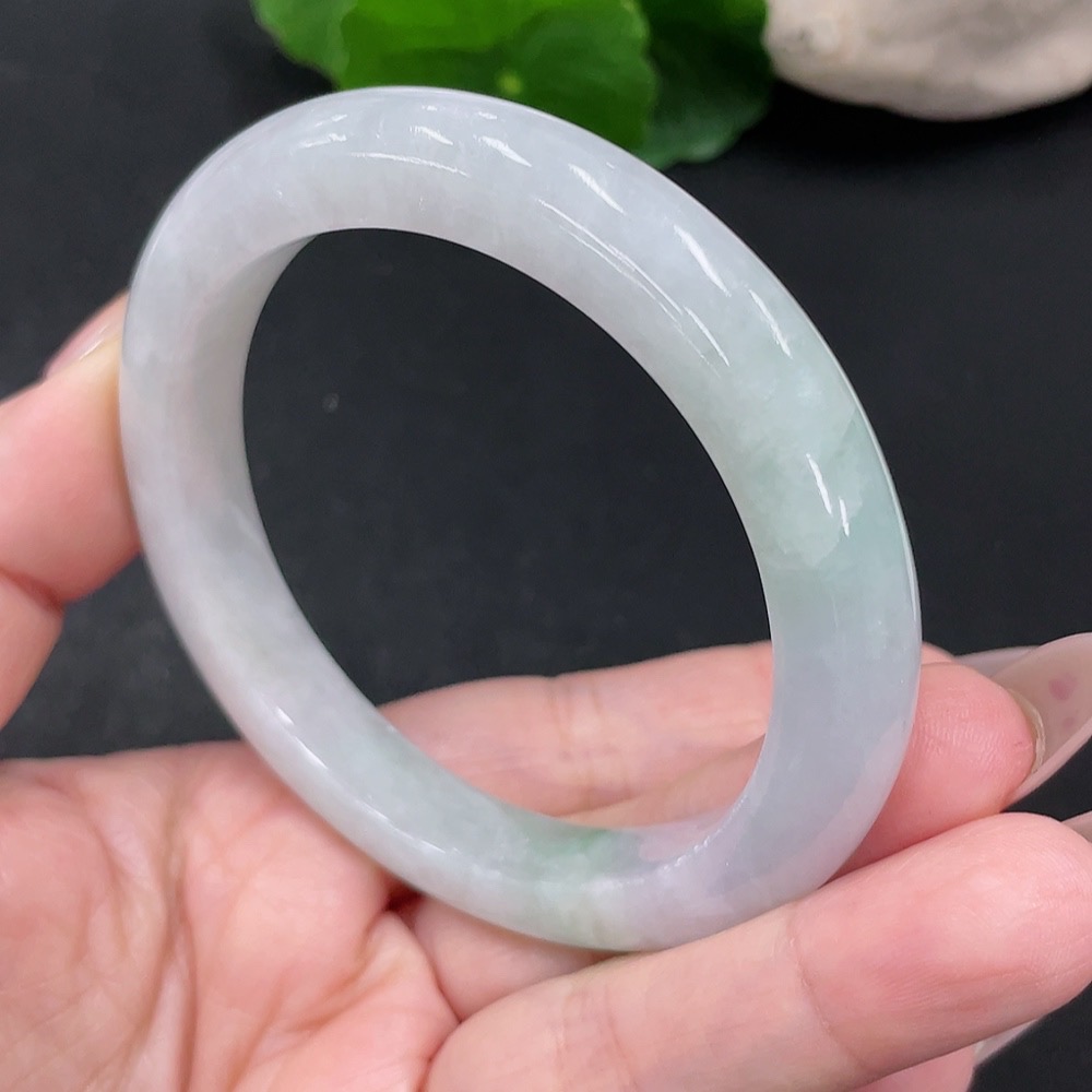 F34068246 Jadeite Round Bracelet Size 55.3 Total Weight Approx. 48.9g
