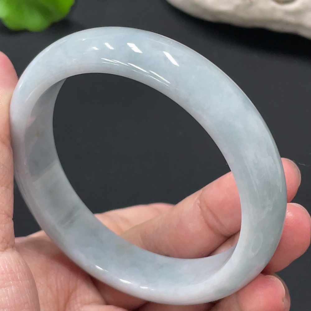 F27069869 Jadeite Round Bangle, Size 56.9, Total Weight Approx. 57.2g