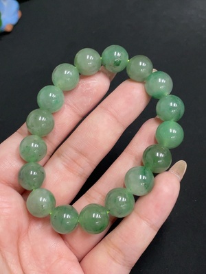 H31677374 African Emerald (Dulong Jade)