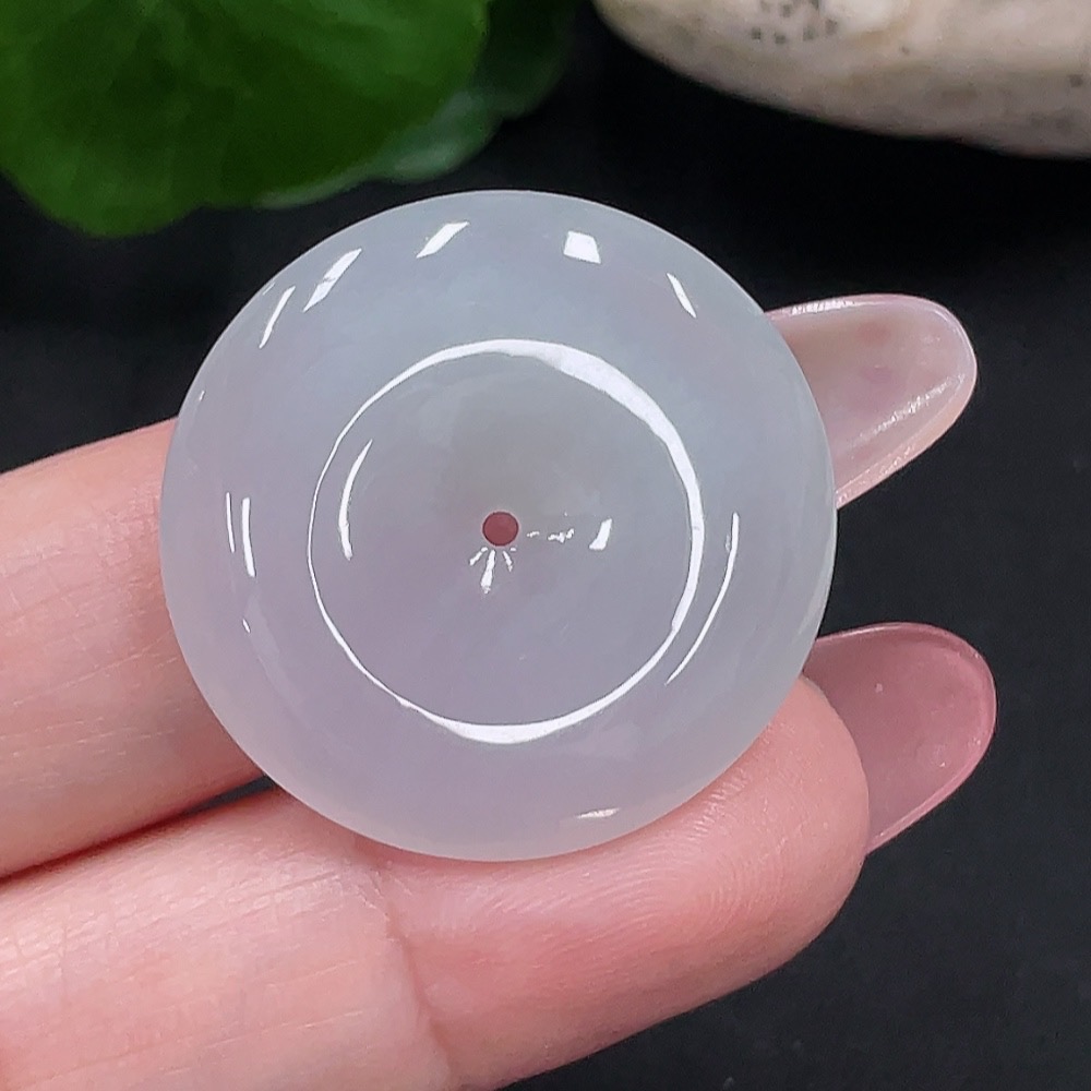 F34031907 Jadeite Peace Knot Pendant Total Weight Approx. 8.09g