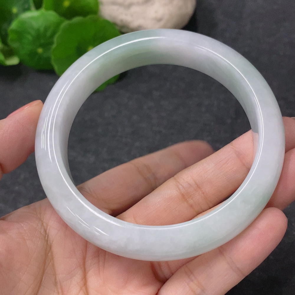F34010276 Jadeite Round Bracelet Size 59mm Total Weight Approximately 66.65g