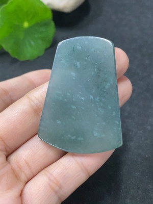 F33930129 Jadeite Unpolished Pendant Plain Pendant Total Weight Approx. 11.48g