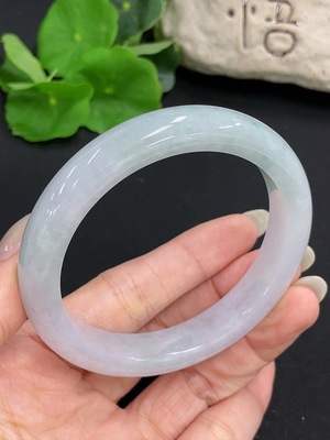 F41950452 翡翠正圈手镯 圈口58.5 货品总重约58.46g