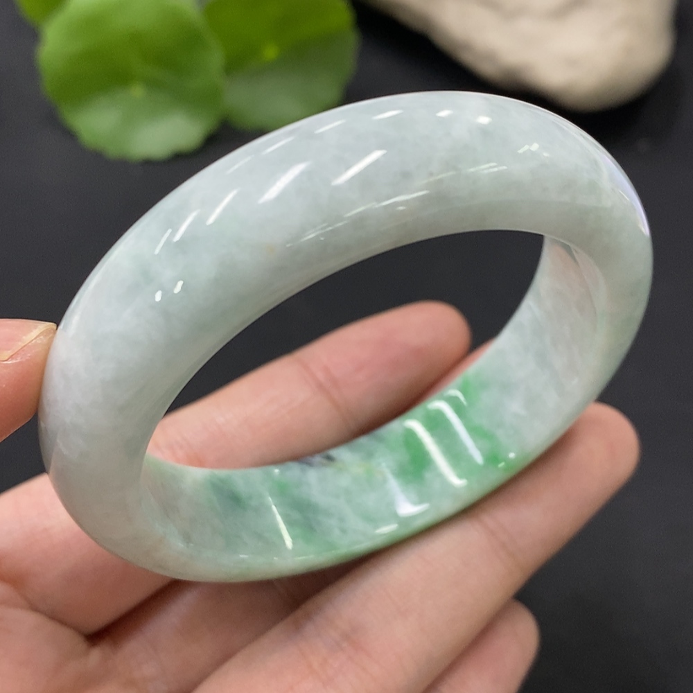F27123095 Jadeite Round Bangle Size 51.1 Total Weight Approximately 577.44g Containing Other Mineral Components