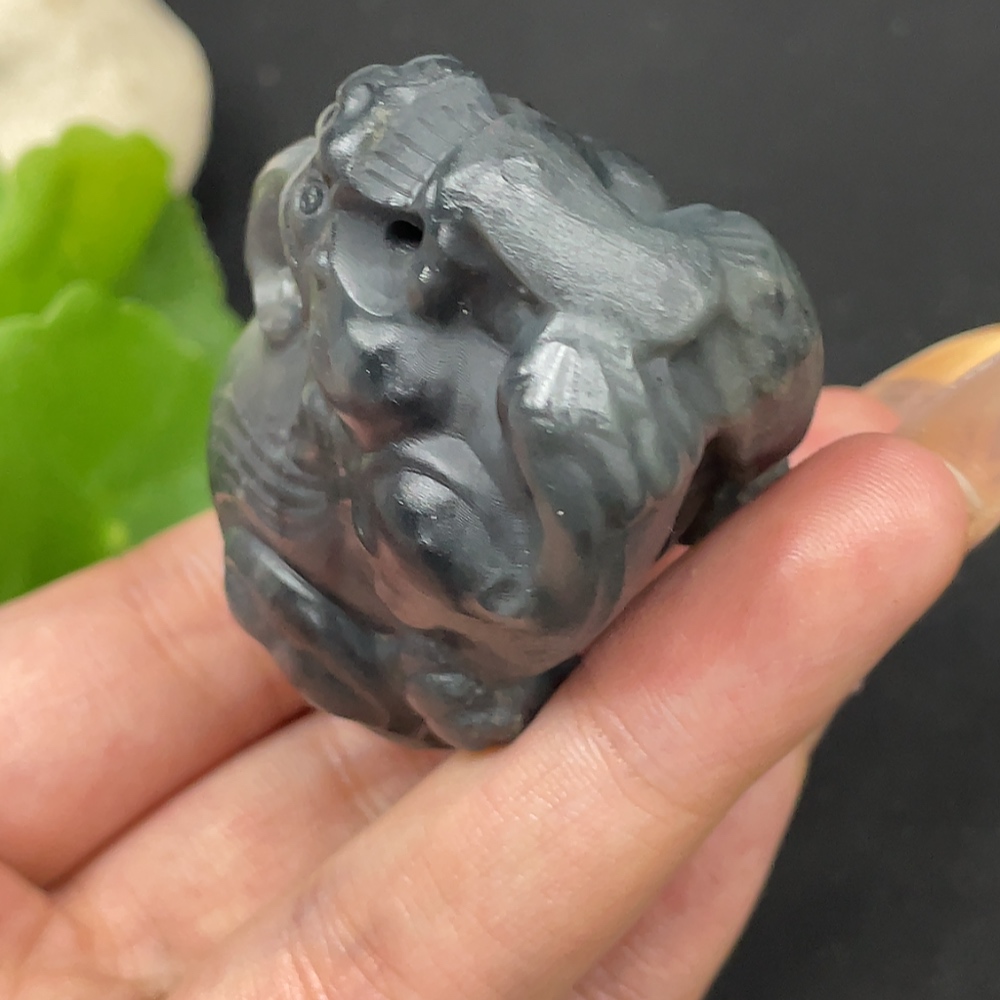 H30491120 Hetian Jade Handheld Ornament - Auspicious Beast, Total Weight Approx. 109.6g