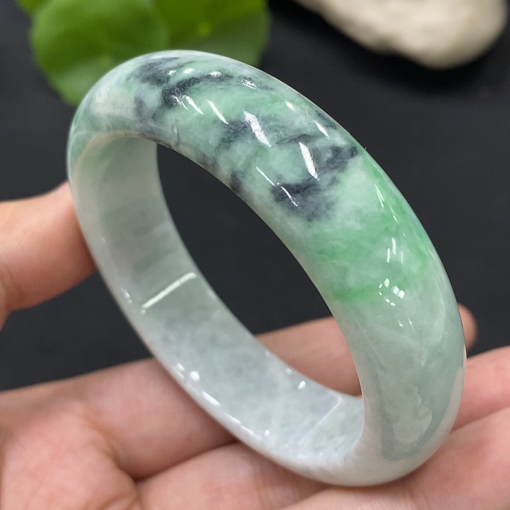 F27123095 Jadeite Round Bangle Size 51.1 Total Weight Approximately 577.44g Containing Other Mineral Components